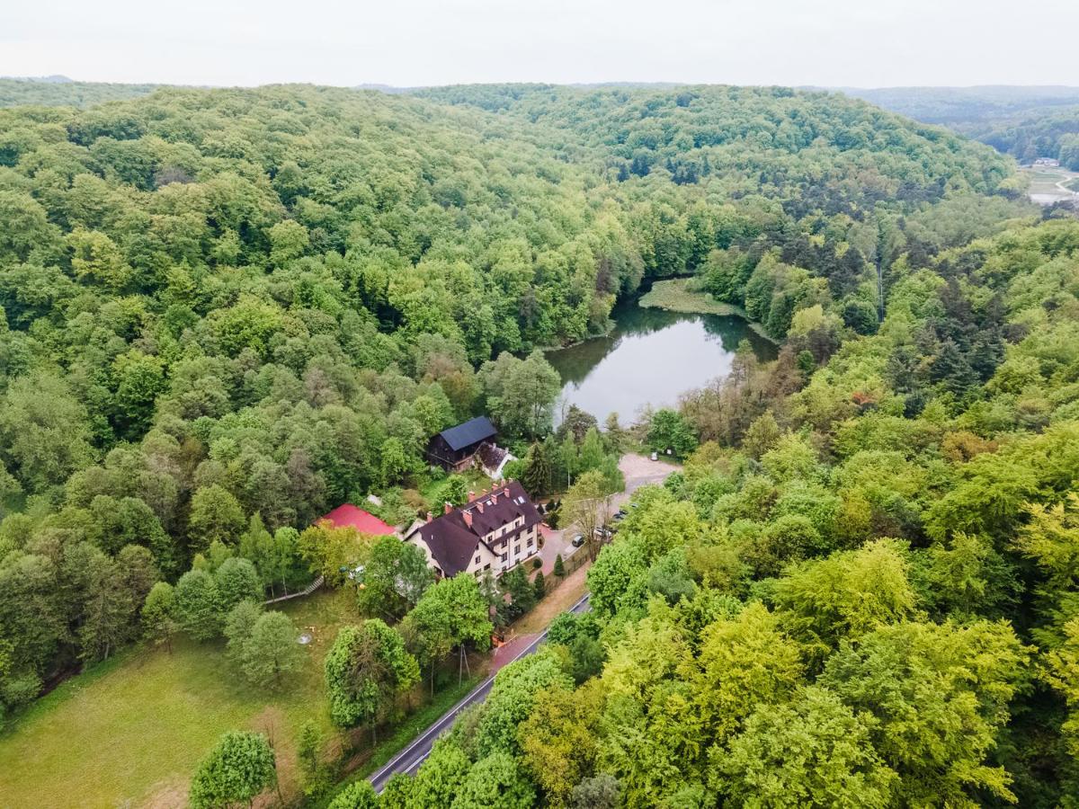 Zloty Jelen - Restauracja I Dom Goscinny Potok Zloty Esterno foto